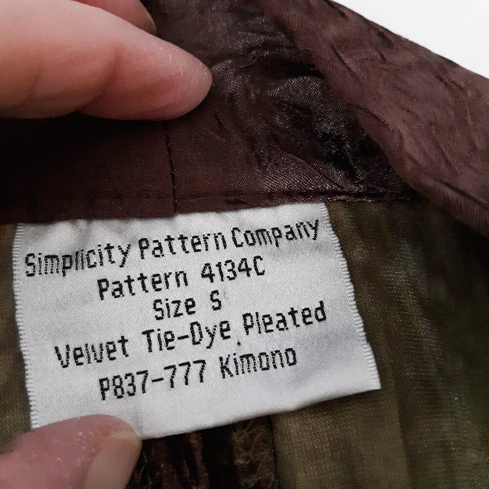 Simplicity Pattern Company June Colburn Kimono To… - image 8